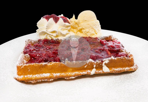 bruesseler waffel himbeer eis sahne
