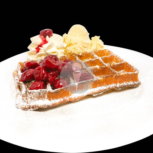 bruesseler_waffel_kirschen_eis_sahne.jpg