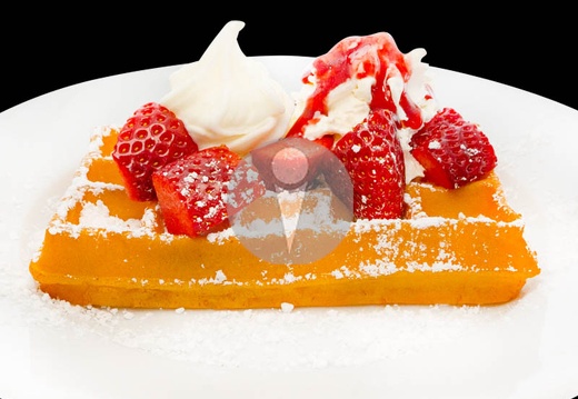 bruesseler waffel softeis sahne erdbeer