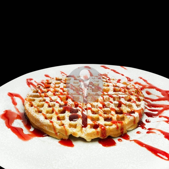 rundwaffel_erdbeersauce.jpg