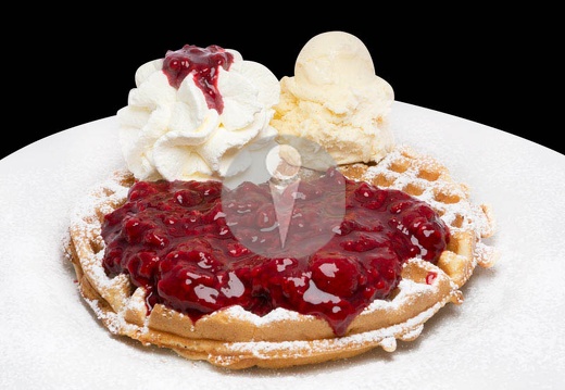 rundwaffel himbeer eis sahne